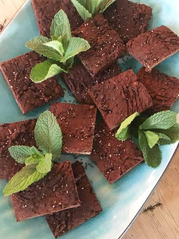 vegansk brownies med svarte bonner